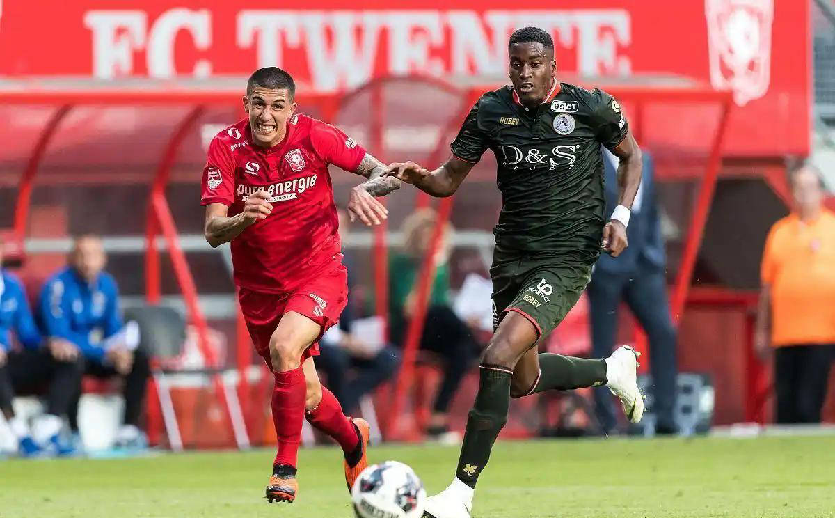 足球不只是 足球不只是